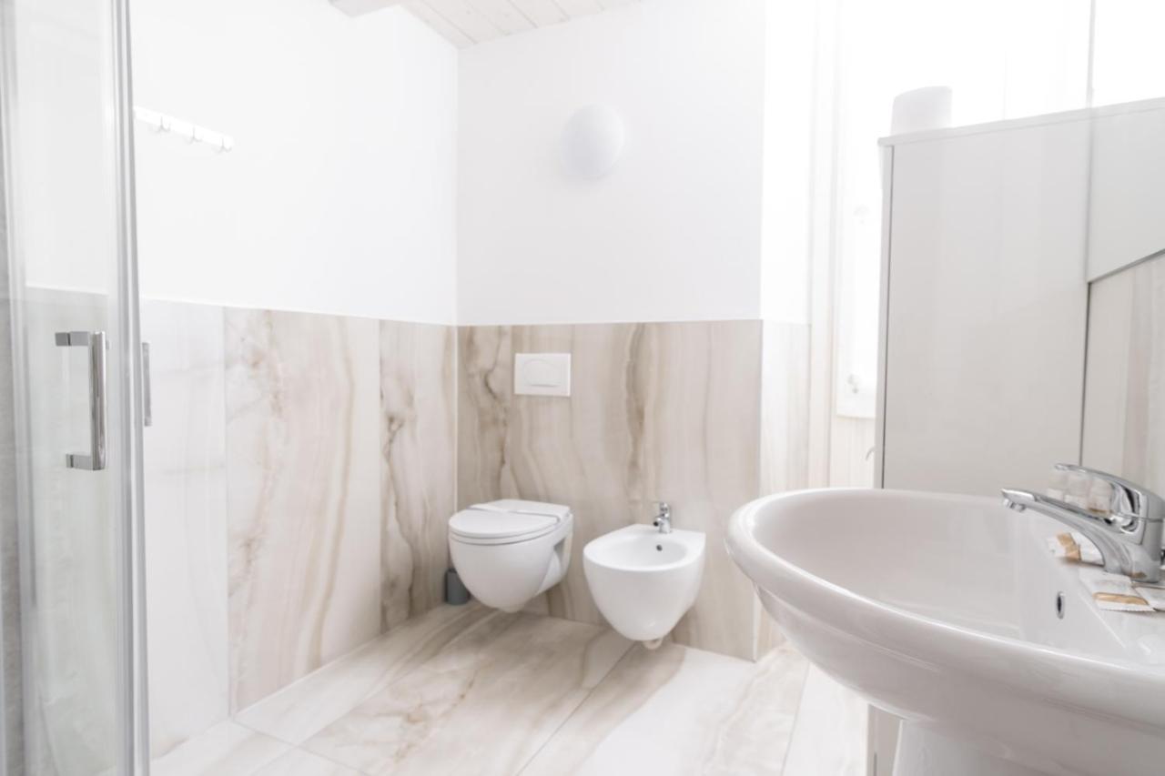 Loft Via Morosini Centro Varese - Ixihome Kültér fotó